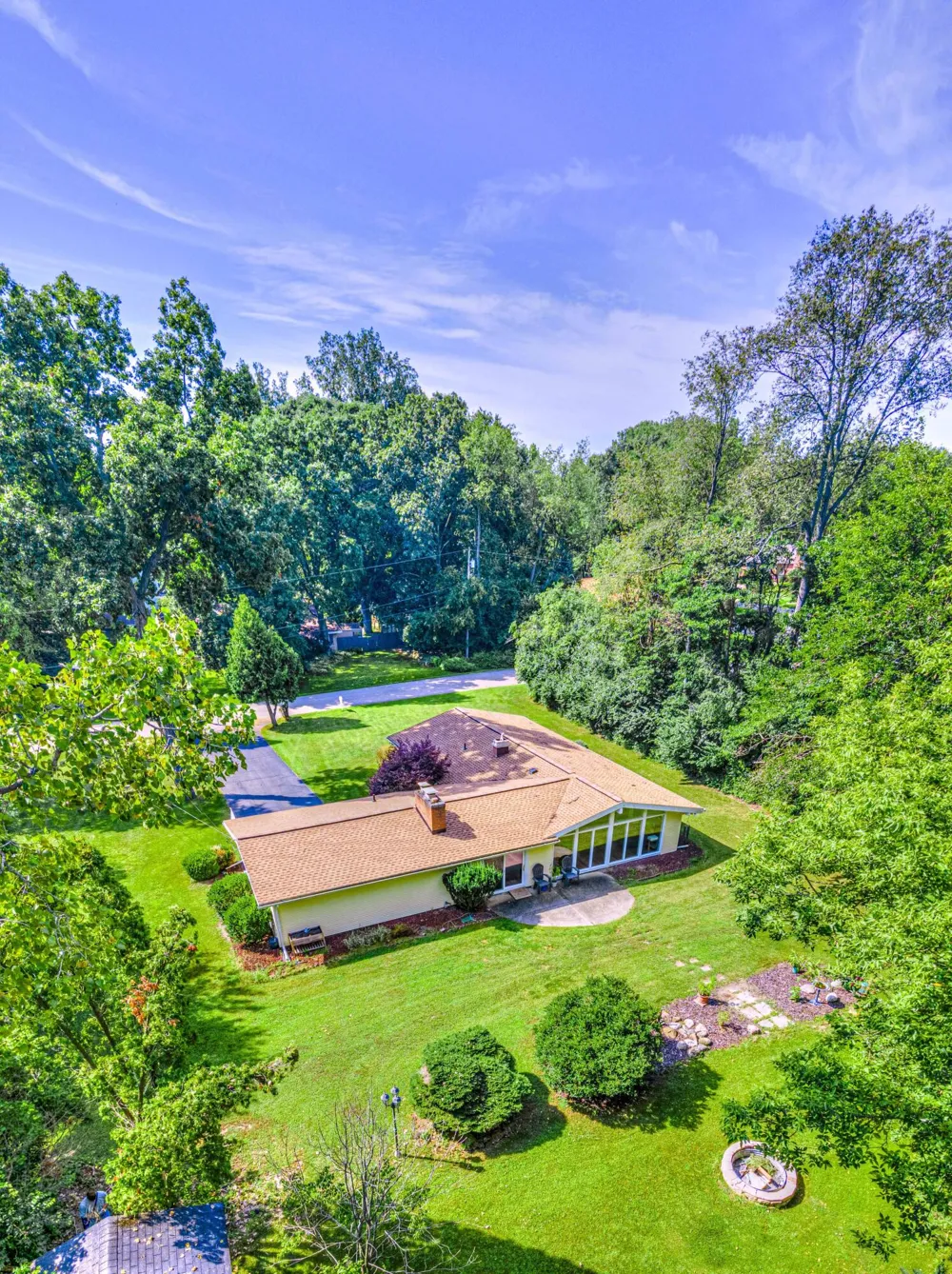 1844 Walmont Road Jackson, MI 49203