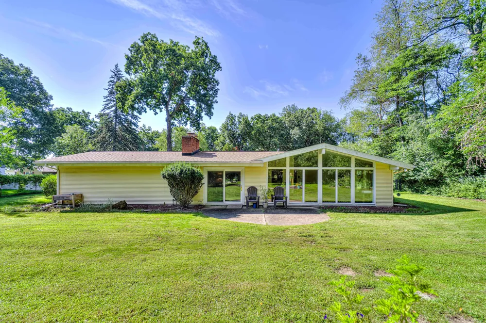 1844 Walmont Road Jackson, MI 49203