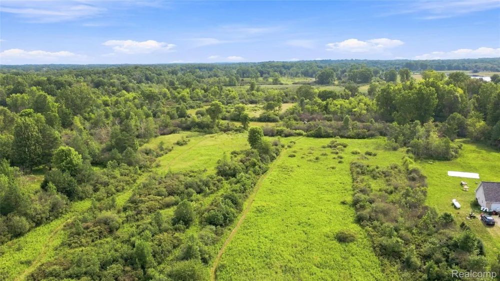 1705 S Sashabaw Road Brandon Charter Township, MI 48462