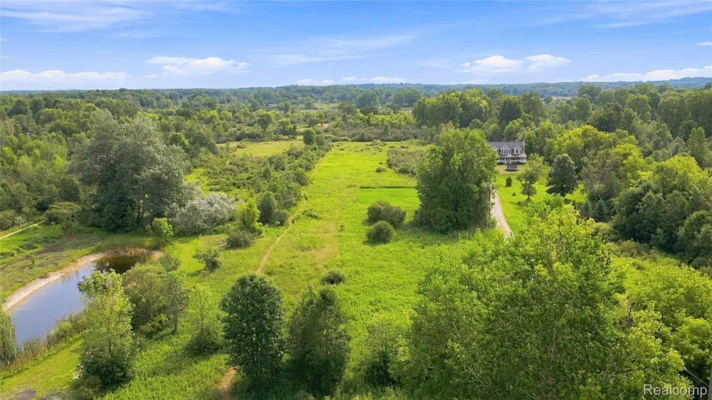 1705 S Sashabaw Road Brandon Charter Township, MI 48462