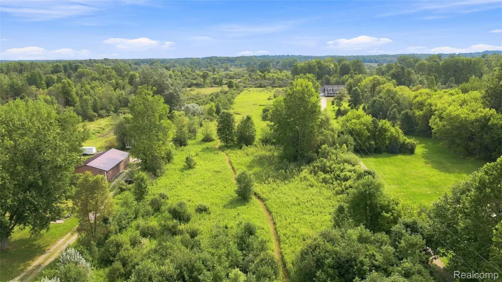 1705 S Sashabaw Road Brandon Charter Township, MI 48462