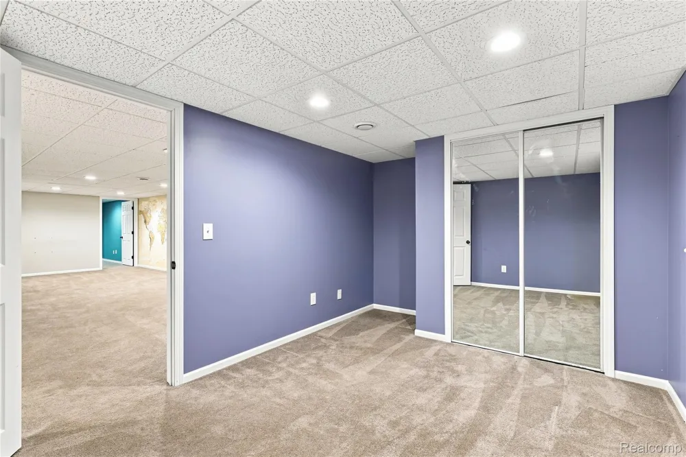 2318 Flagstone Drive Flint Charter Township, MI 48433