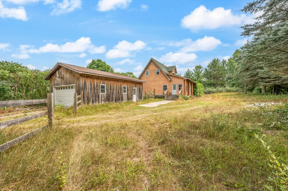 6373 19 Mile Road Chippewa Township, MI 49305