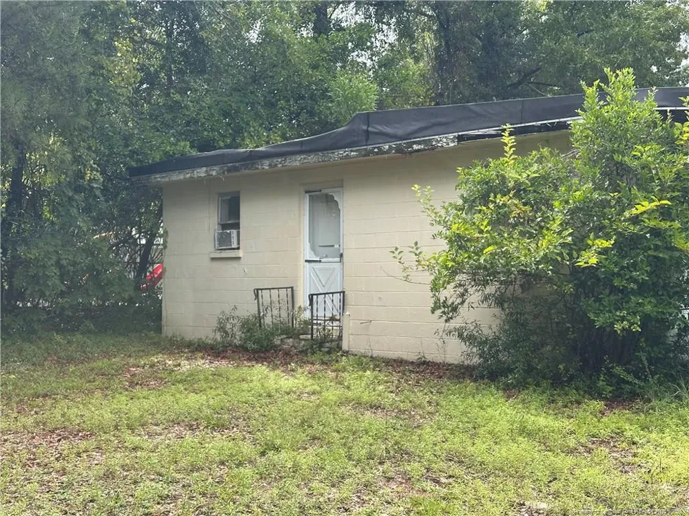 1130 W New Hampshire Avenue Southern Pines, NC 28387