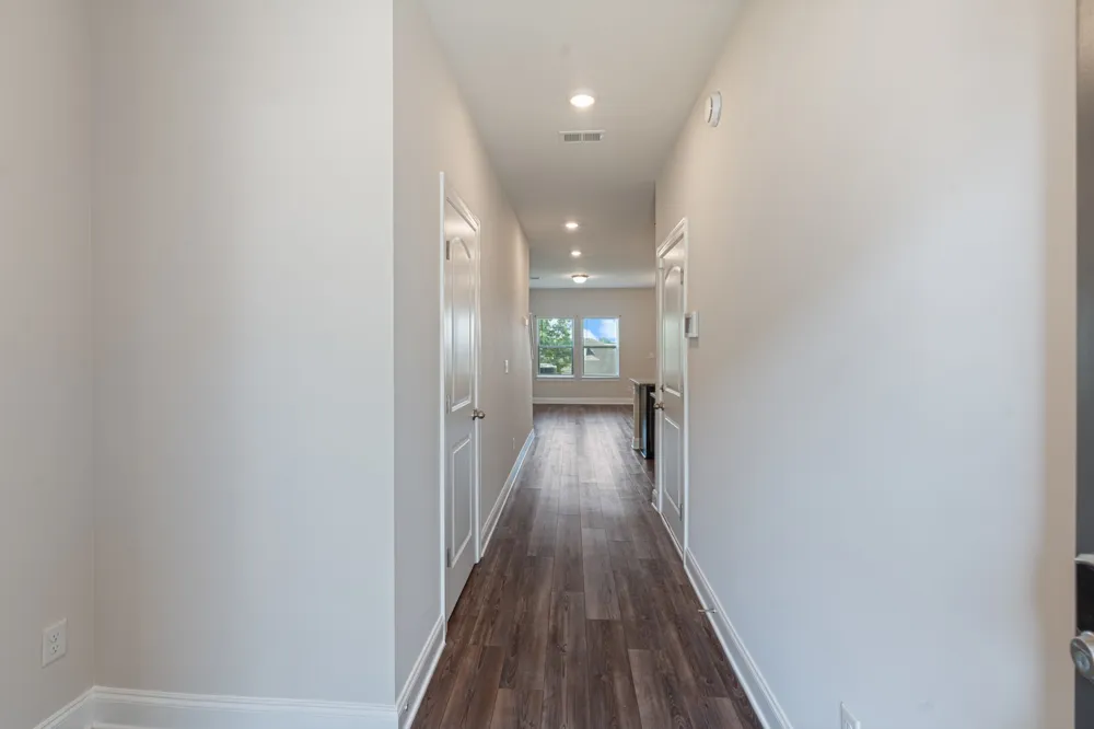 858 Longleaf Ln Columbia, TN 38401