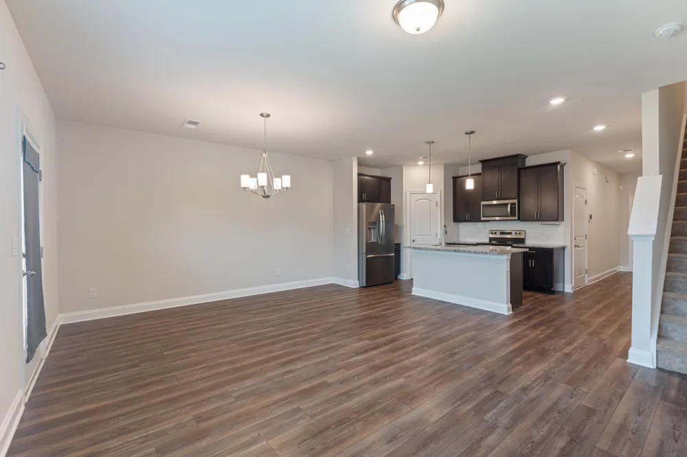 858 Longleaf Ln Columbia, TN 38401