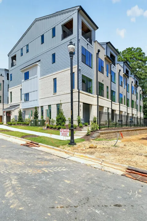407 Chatham View Road