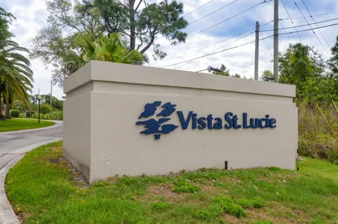 8 Lake Vista Trail