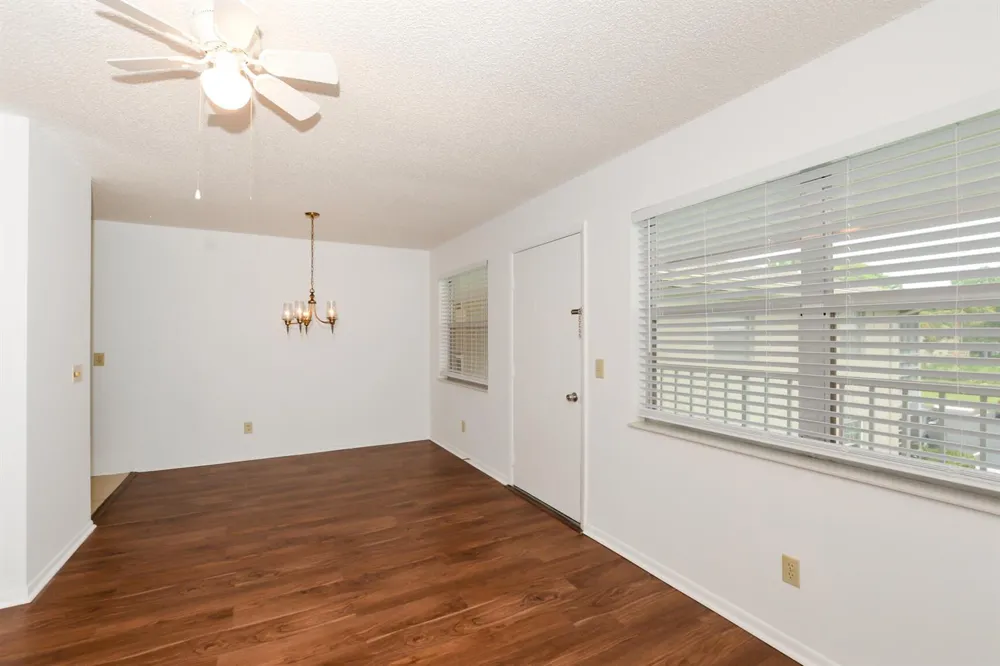 8 Lake Vista Trail Port St. Lucie, FL 34952