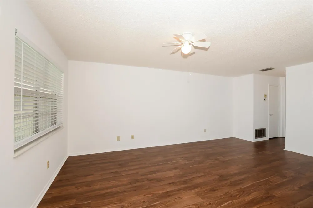 8 Lake Vista Trail Port St. Lucie, FL 34952
