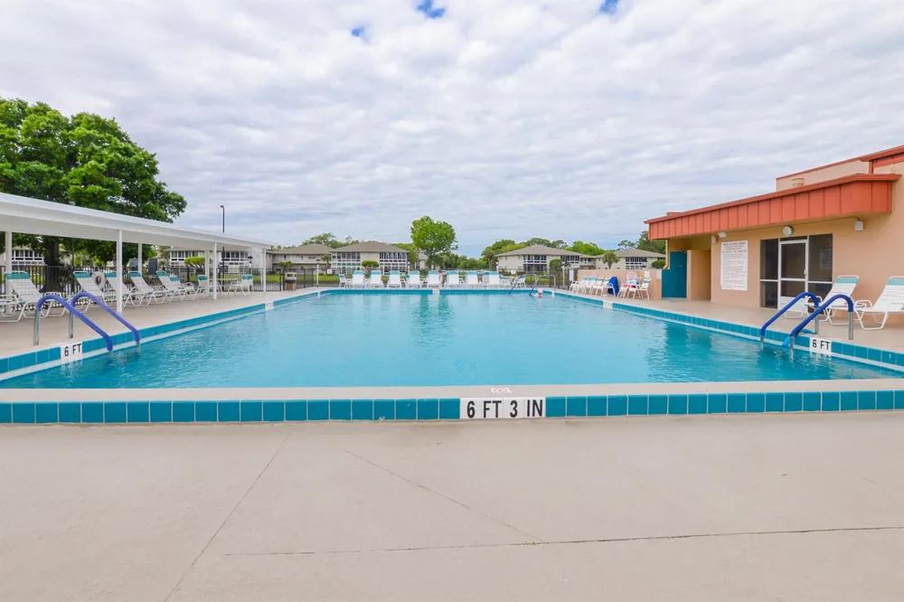 8 Lake Vista Trail Port St. Lucie, FL 34952