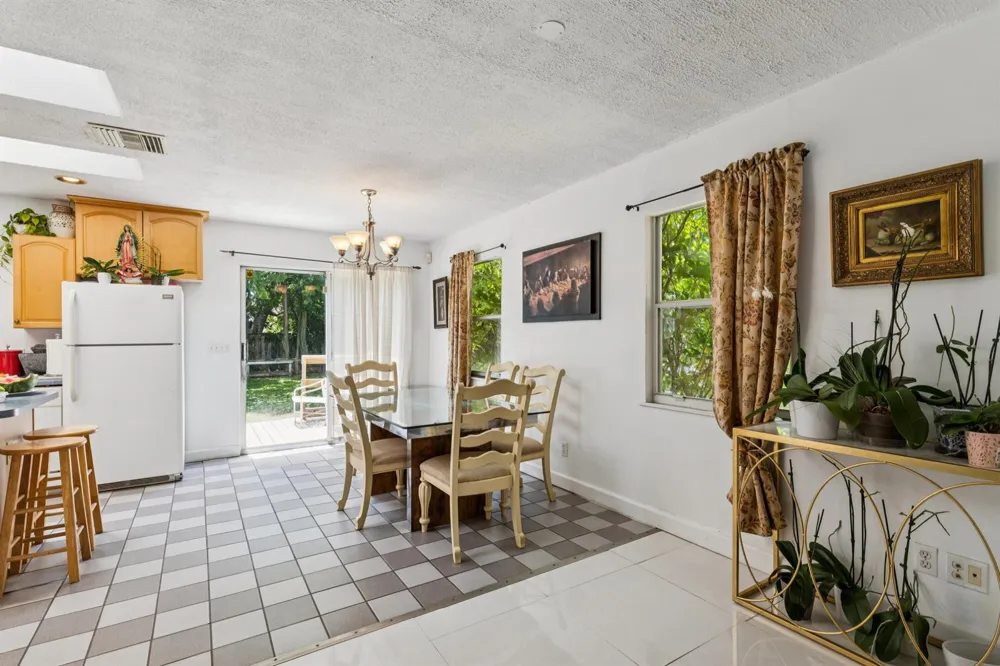 414 W Branch Street Lantana, FL 33462
