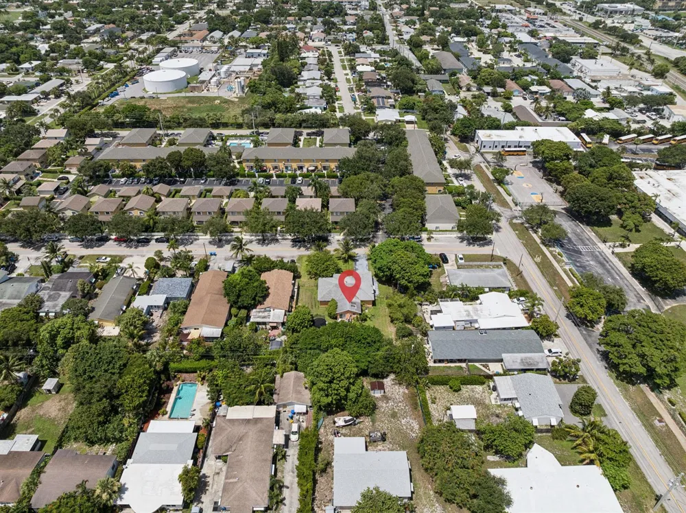 414 W Branch Street Lantana, FL 33462