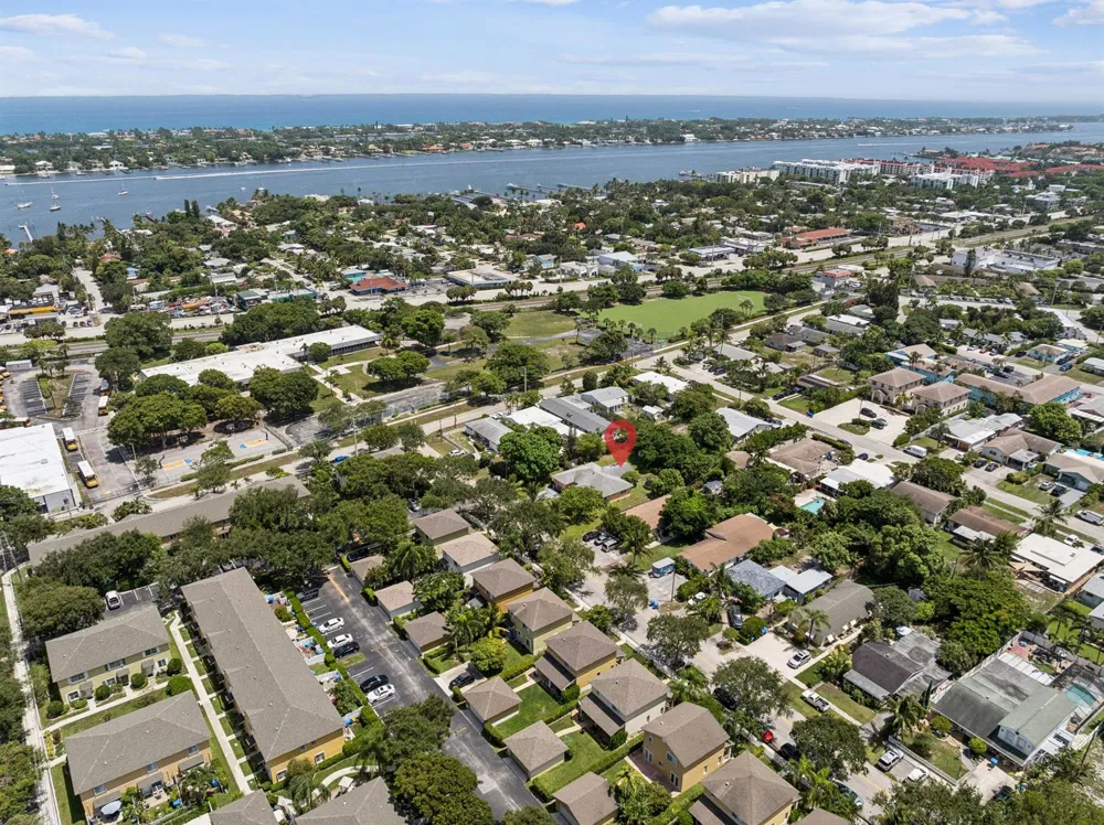 414 W Branch Street Lantana, FL 33462