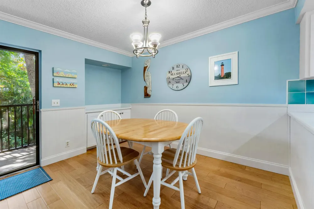 1605 S US HIGHWAY 1 #E204 Jupiter, FL 33477