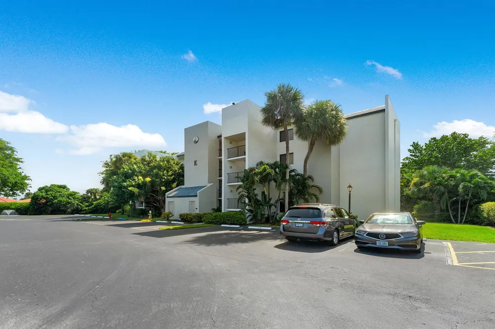 1605 S US HIGHWAY 1 #E204 Jupiter, FL 33477