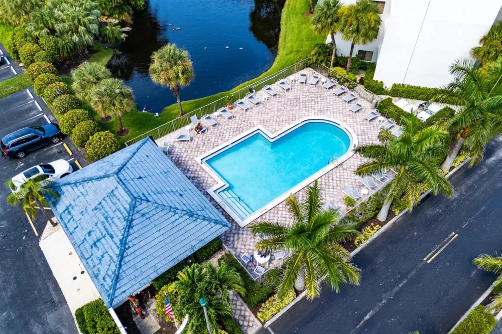 1605 S US HIGHWAY 1 #E204 Jupiter, FL 33477