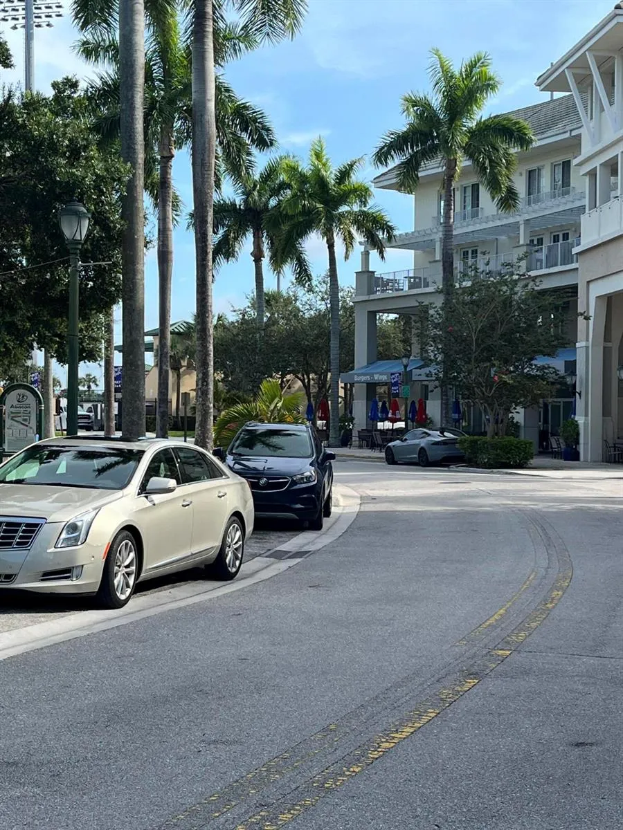 1605 S US HIGHWAY 1 #E204 Jupiter, FL 33477