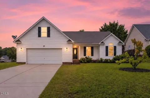 1466 Thoroughbred Trail