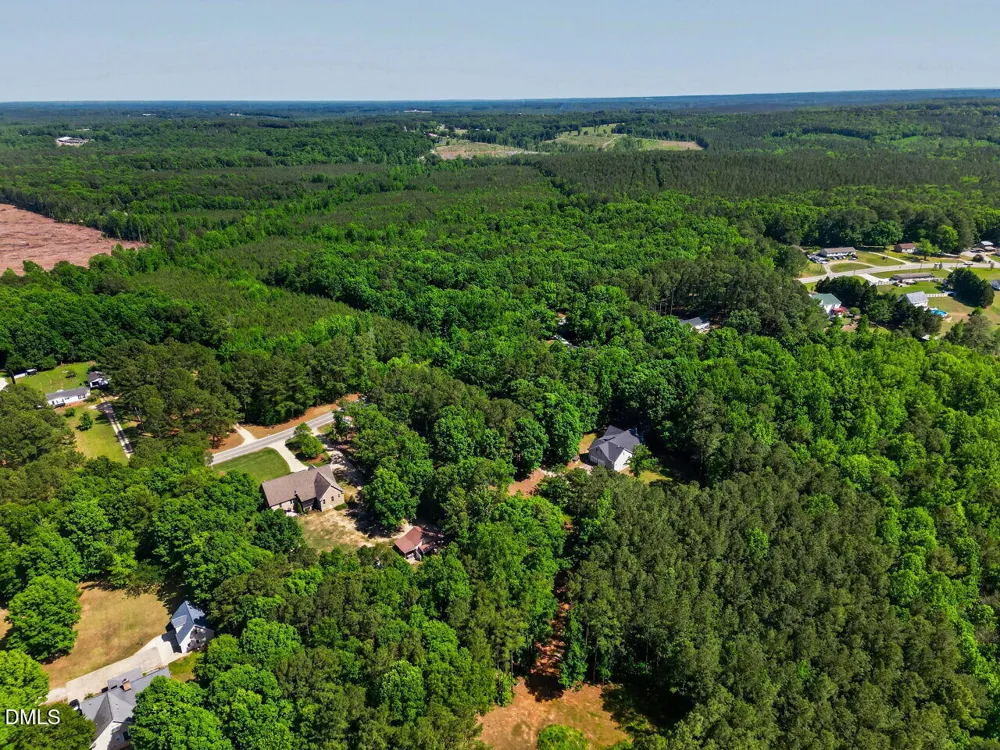 8177 Nc 42 Holly Springs, NC 27540