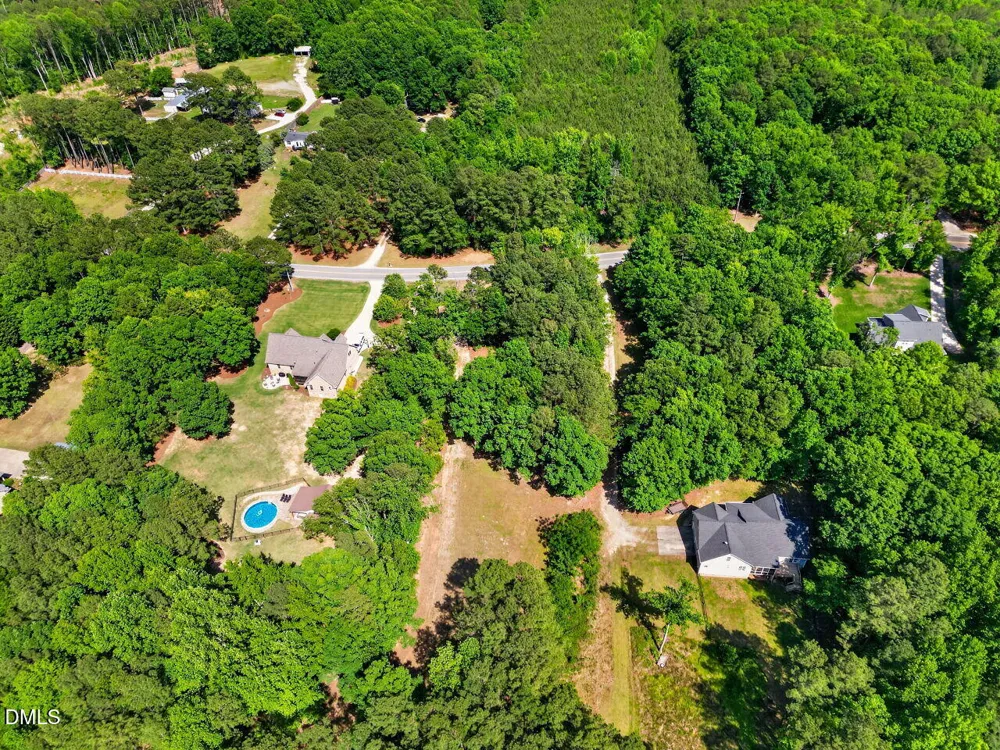 8177 Nc 42 Holly Springs, NC 27540