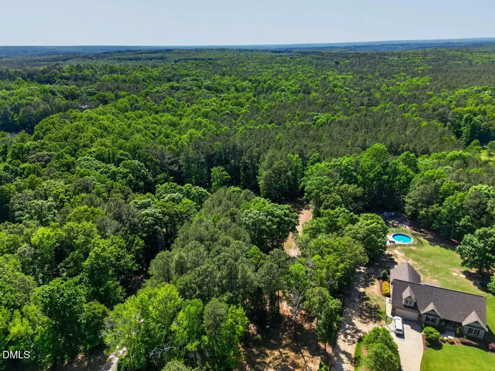 8177 Nc 42 Holly Springs, NC 27540