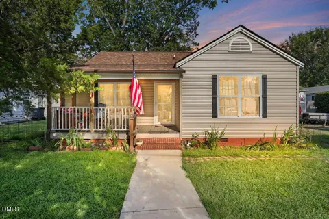 109 Twin City Street