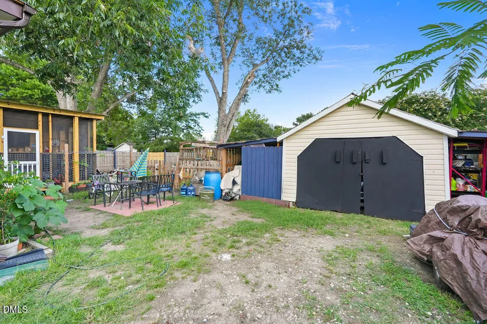 109 Twin City Street Dunn, NC 28334