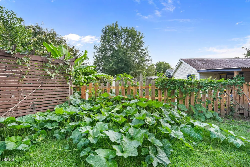 109 Twin City Street Dunn, NC 28334