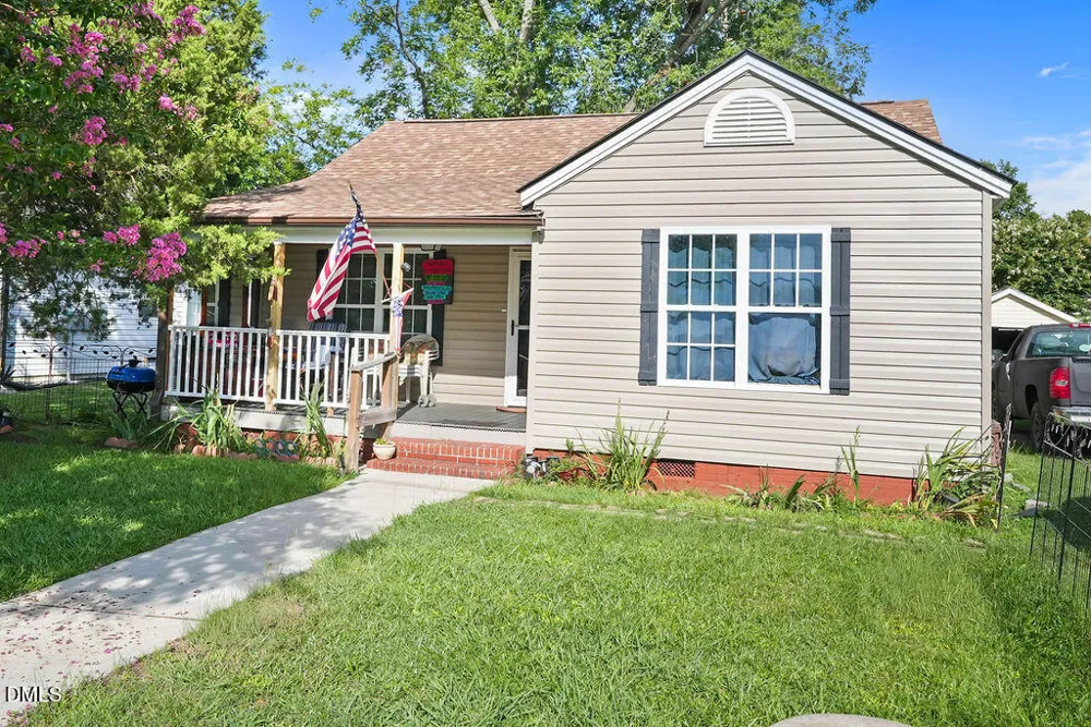 109 Twin City Street Dunn, NC 28334