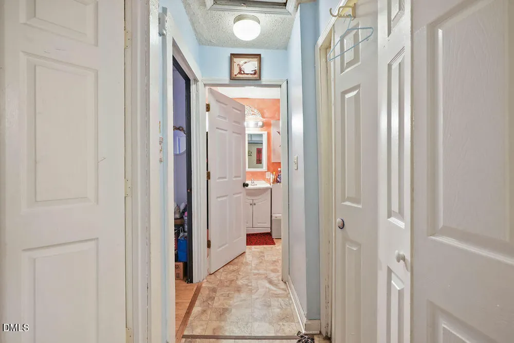 109 Twin City Street Dunn, NC 28334