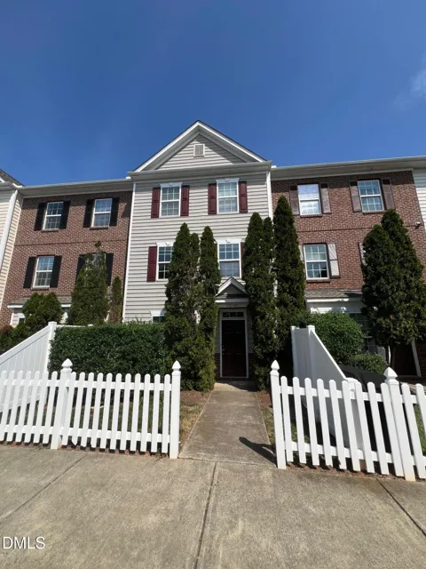 1121 Consortium Drive #105