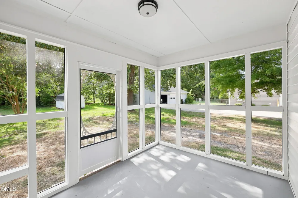 305 1st Street Broadway, NC 27505