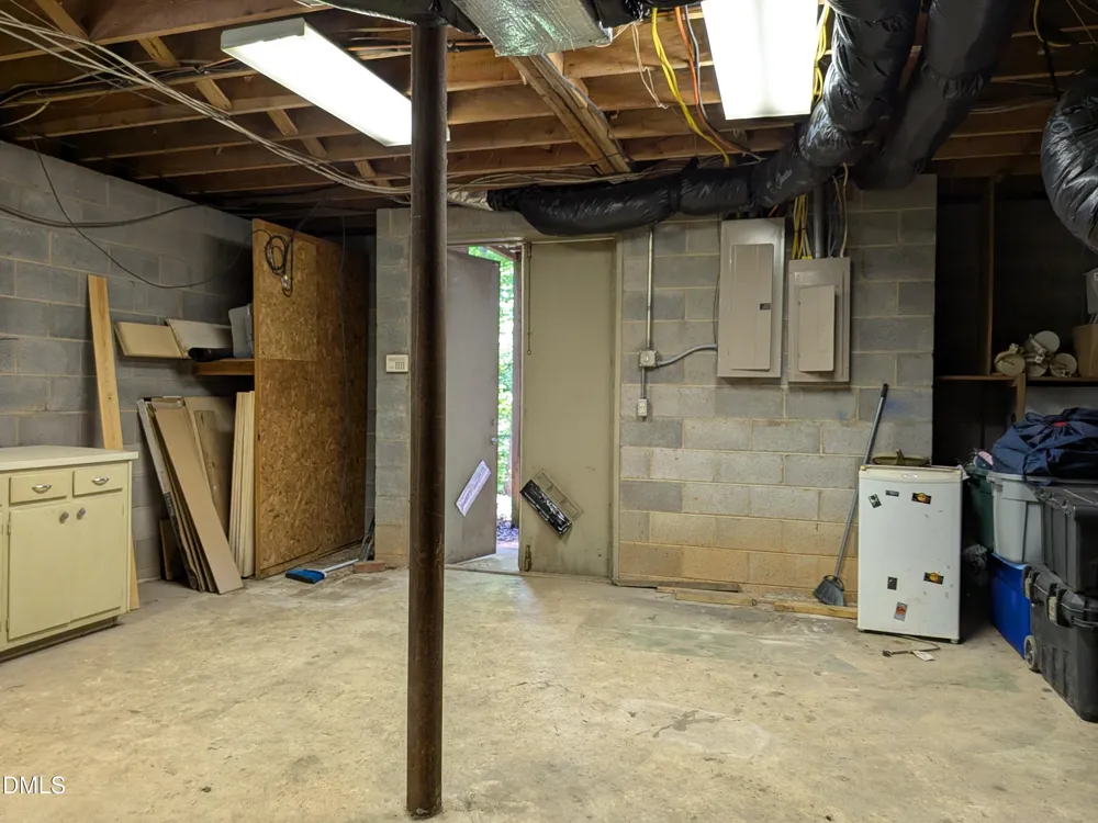183 Gatewood Road Yanceyville, NC 27379