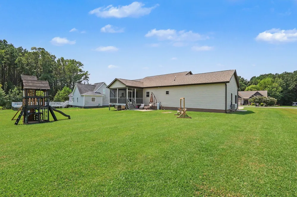 229 Tedpace Street Princeton, NC 27569
