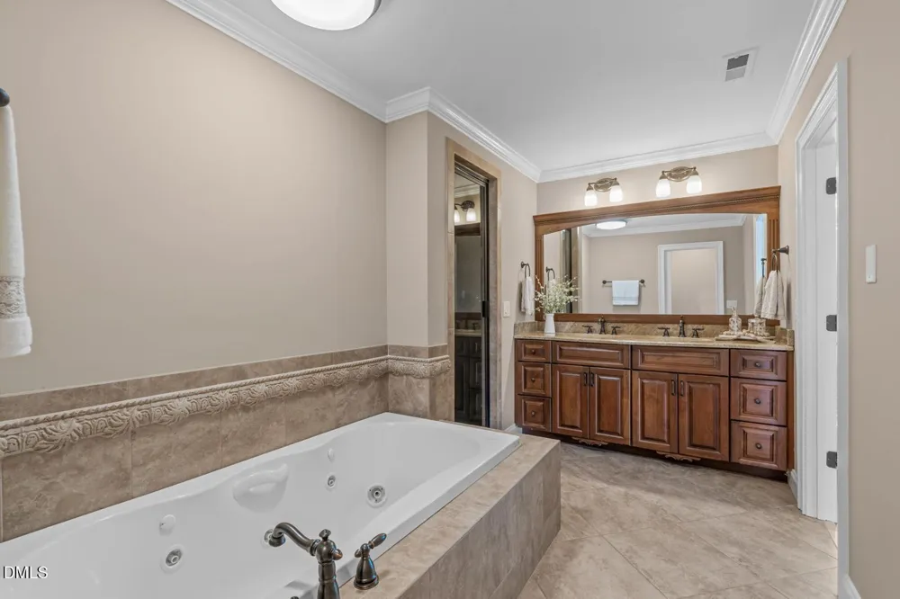 1508 Braden Overlook Court Apex, NC 27502