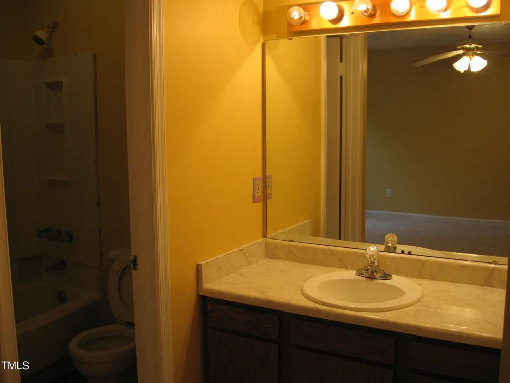 3605 Pine Knoll Drive Raleigh, NC 27604