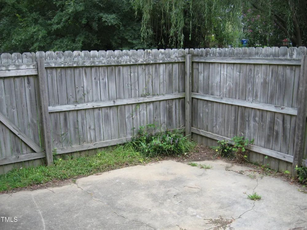 3605 Pine Knoll Drive Raleigh, NC 27604