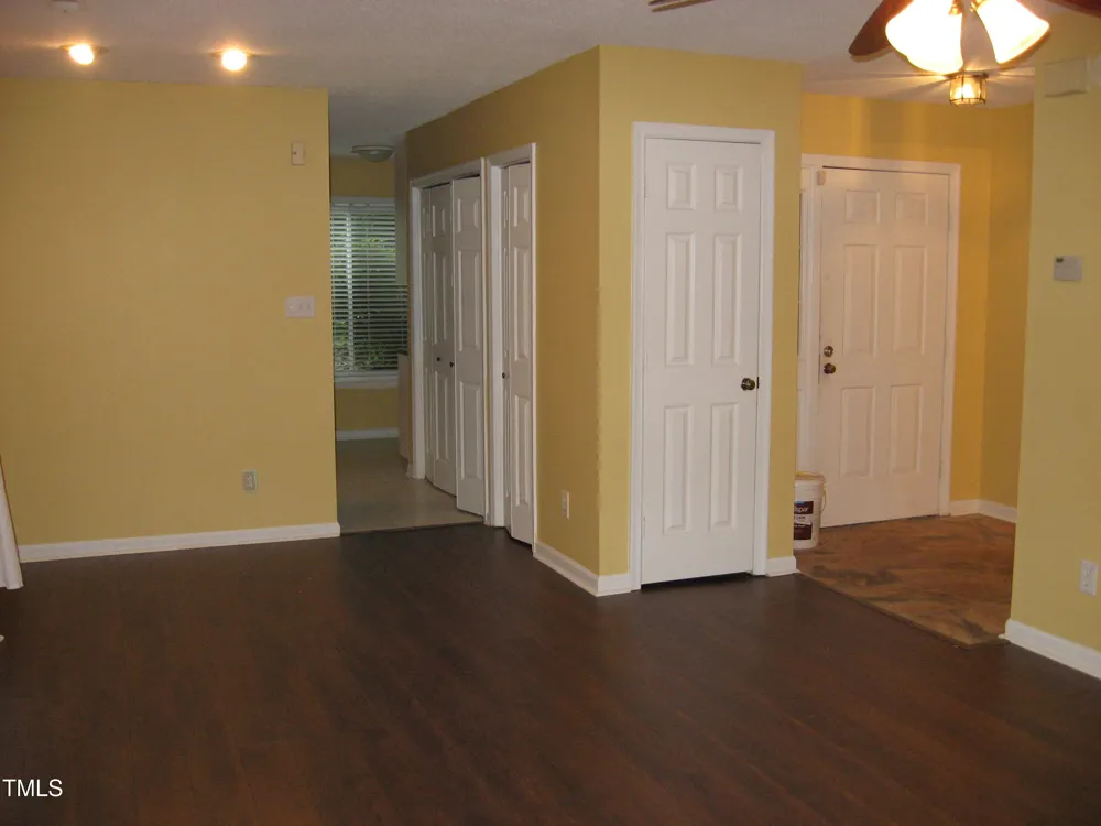 3605 Pine Knoll Drive Raleigh, NC 27604