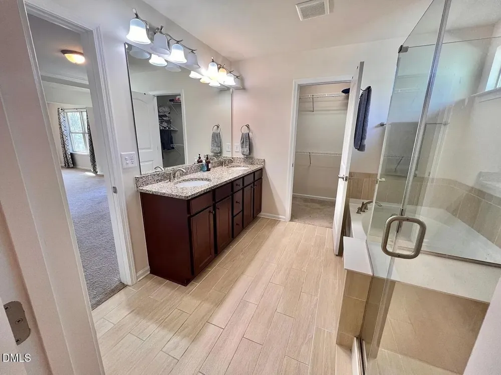 1284 Magnolia Row Trail Apex, NC 27502