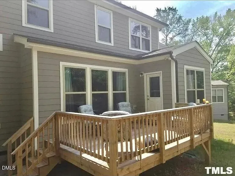 1284 Magnolia Row Trail Apex, NC 27502