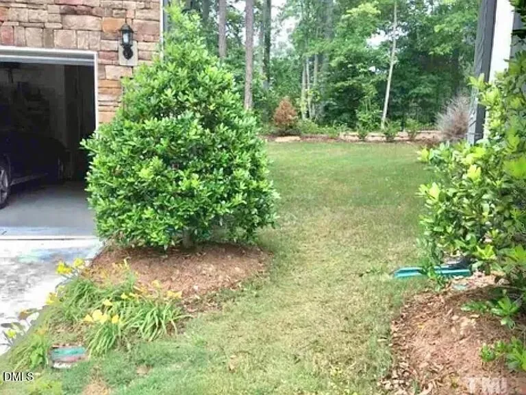 1284 Magnolia Row Trail Apex, NC 27502