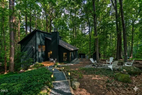 207 Holly Ridge