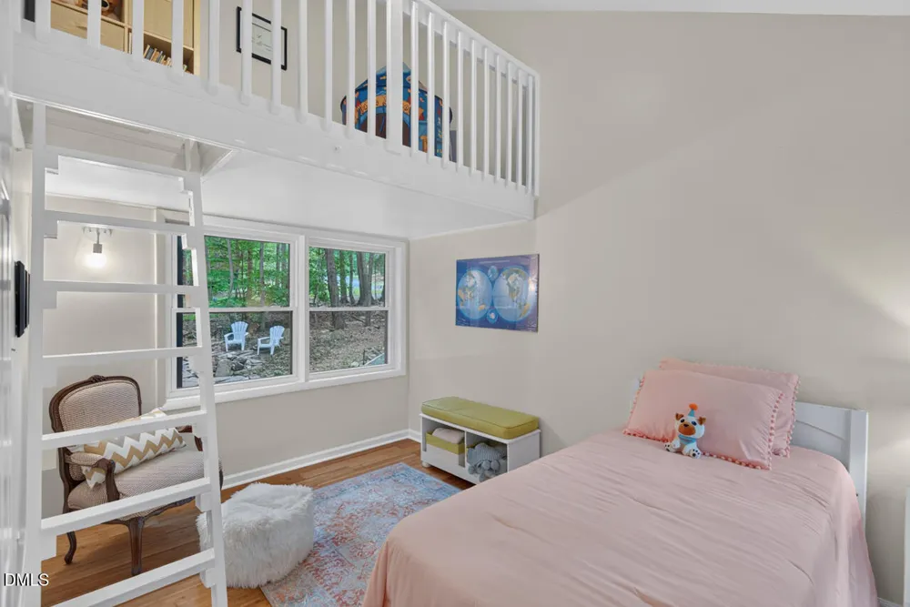 207 Holly Ridge Chapel Hill, NC 27516