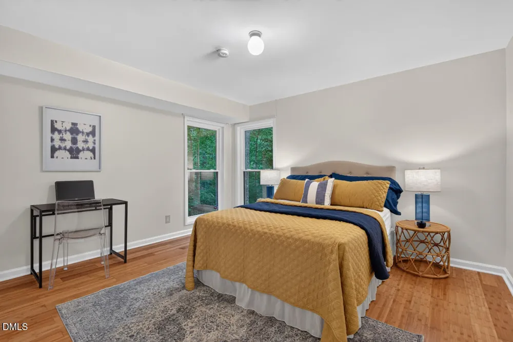 207 Holly Ridge Chapel Hill, NC 27516