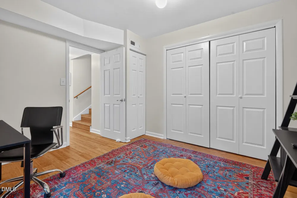 207 Holly Ridge Chapel Hill, NC 27516