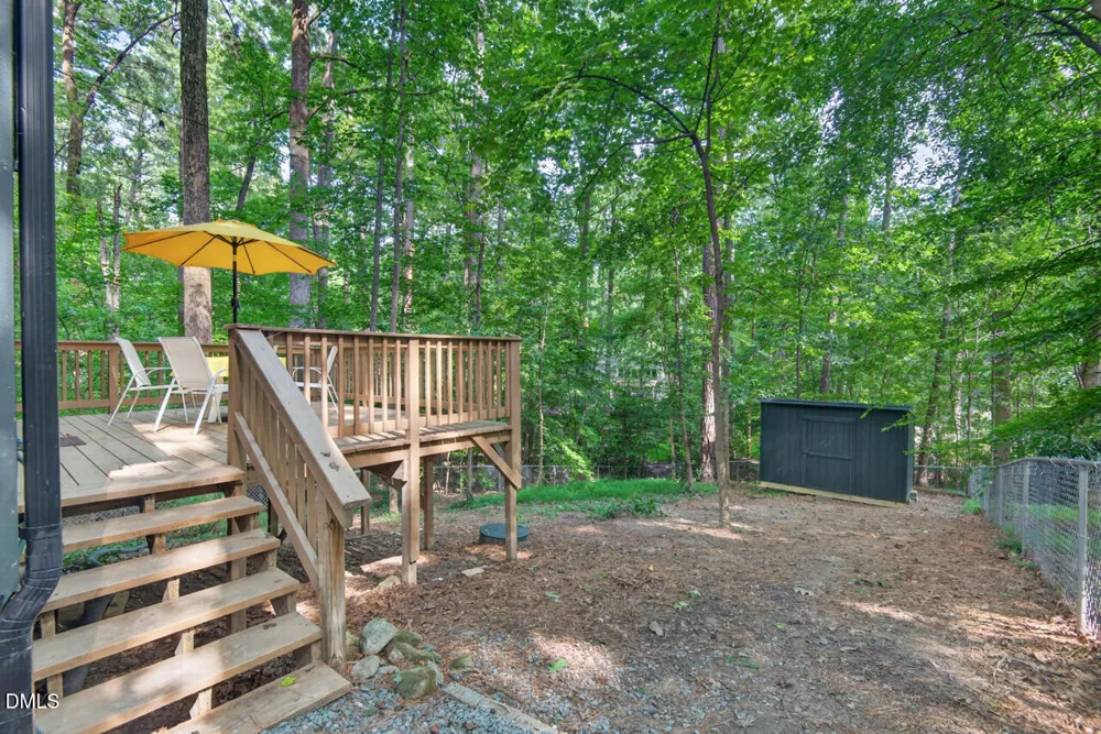 207 Holly Ridge Chapel Hill, NC 27516