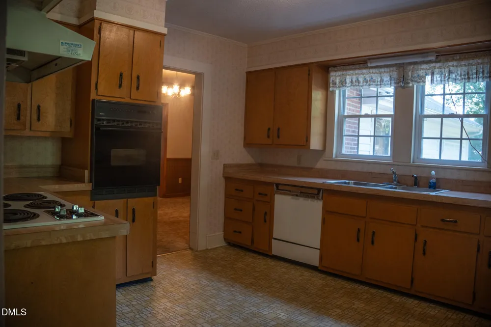 1179 Nc-87 Elon, NC 27244