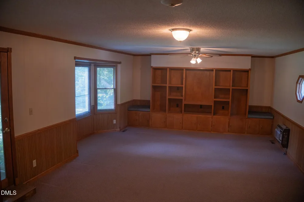 1179 Nc-87 Elon, NC 27244