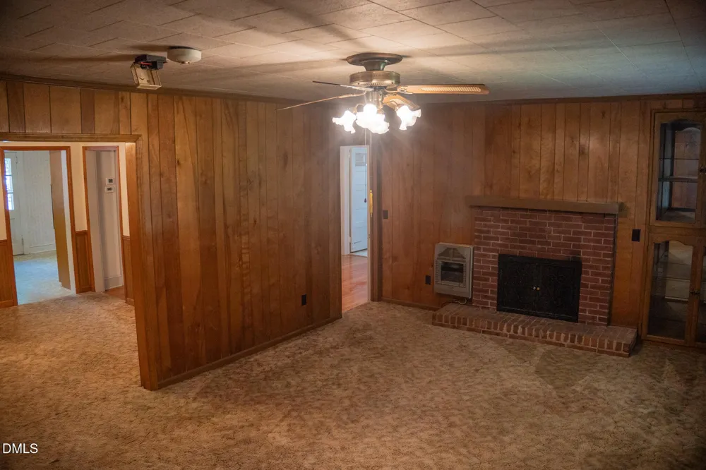 1179 Nc-87 Elon, NC 27244
